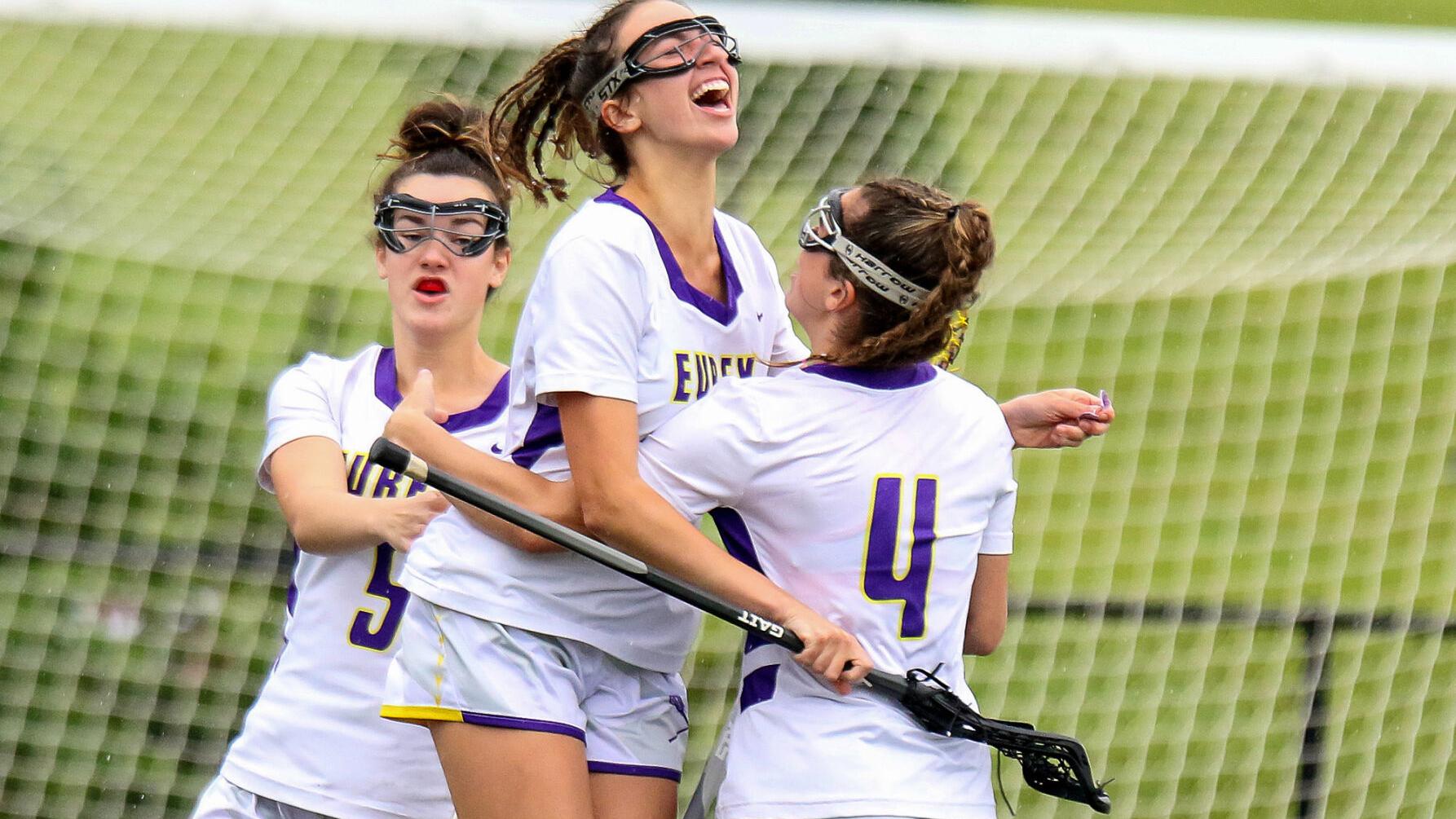 Eureka sizzles in second half, defeats Summit to earn first chance at state title